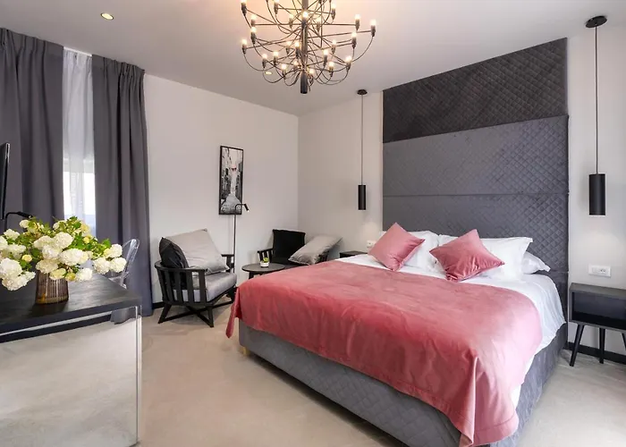 Exclusive In Casa Manzolin * 波雷奇